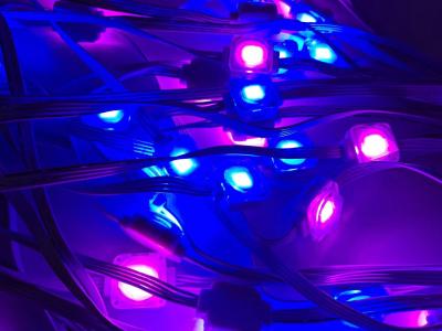China 24V String Point Smart Eaves Lighting Vakantie Ambilight 100ft RGBIC LED Permanent Eaves Light Te koop