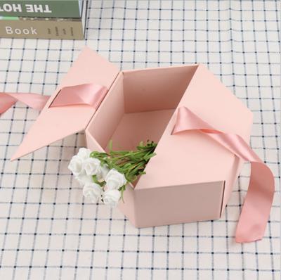 China Custom Creative Recycled Materials Gift Box Clamshell Jewelry Packaging Box Flower Hexagon Boxes For Bouquets for sale