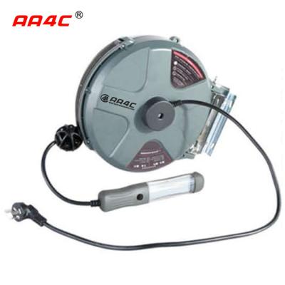 Chine L'unité centrale escamotable automatique Mesh Air Hose Reel Electric de bobine de tuyau flexible d'AA4C a combiné des bobines de tuyau avec la lampe à vendre