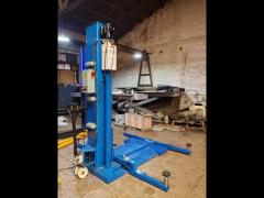 AA4C electronic unlock  single post lift AASP-YY25E  installation video