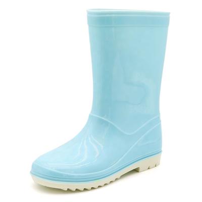 China Lightweight Anti Slip Waterproof Rainy Day Kids PVC Blue Rain Boots for sale