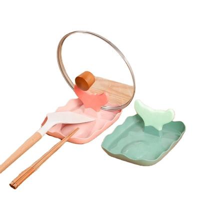 China Multi-Function Viable Spoon Storage Kitchen Rack Holder Spatula Household Pot Cover Plastic Holder for sale