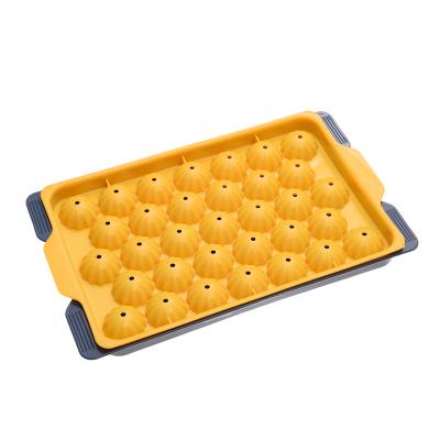 China Make Ice Cube Hot Sale Summer Ice Ball Trays With Lid Food Grade Plastic Ice Cube Mold for sale