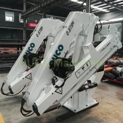 Cina 0.6T 8M Telescopic Offshore Pedestal Crane Knuckle Silver Boom Hydraulic per Marine Working in vendita