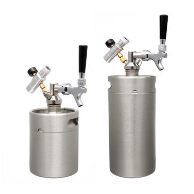 China Stainless Steel Mini Beer Keg Pressurized Beer Shaker for Craft Dispenser System with Regulator with CO2 Regulator for sale