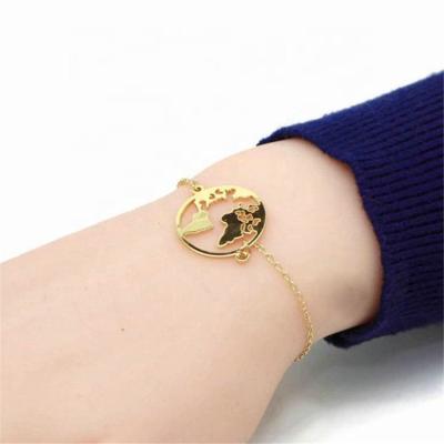 China Custom Stainless Steel Round or Heart Shaped World Map Bracelet in Stainless Steel Travel Jewelry Wholesale for sale