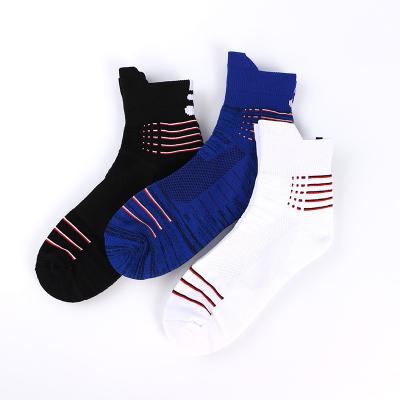 China YL2021 Outdoor Sports Absorption Cotton QUICK DRY Antiskid Shock Arbitrary Absorption Cotton Breathable Sweat Socks For Men for sale