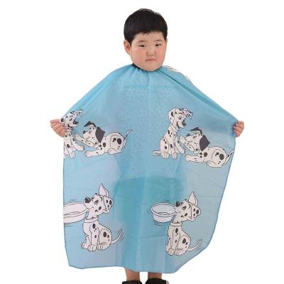 China Waterproof cheap shawls fur hairdresser and aprons/custom fabric print children hairdresser capes salon hair cutting cape with high quality for sale