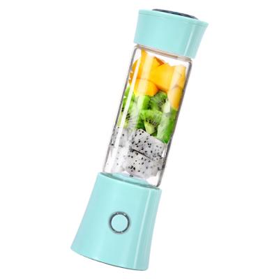 China Multifunctional Mixing Mini Portable Rechargeable USB Home Kitchen Blender Licuadora Portatil Electric Blender Hand Squeezer Bottle for sale