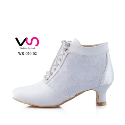 China Bridal Shoes Bootie Shoes 6cm High Heel Bridal Strong Lace For Wedding for sale