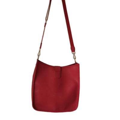 China Perforated Lychee PU Bow Shaped Shoulder Bag for sale