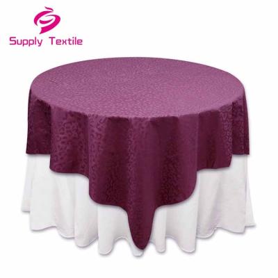 China Beautiful Cheap Disposable Ivory Leopard Jacquard Round Table Wedding 60 Wedding Table Cover for sale