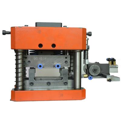 China Factory gap mold for plastic zipper gap machine for sale