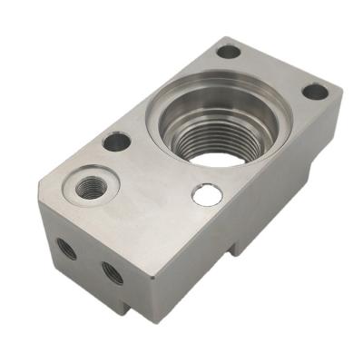 China Mass Production Stainless Steel CNC Machining Auto Spare Parts Custom Size for sale