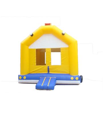 China Geel Kleur Eenvoudig Model Opblaasbaar Bouncy Castle 5*5*5m Te koop