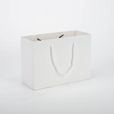 China Euro Tote Paper Gift Shopping Bags recyclable personalized white paper bags for clothing cosmetic gift for sale