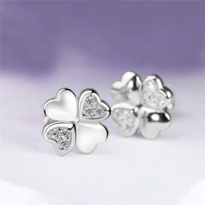 China Latest Four Leaf Clover Stone Cute High Quality Stud Earrings For Women 2022 for sale