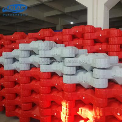 China 2021 Latest Wholesale Sea Marine Dock Water Wave Floating Breakwater Easy Installation for sale