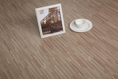 China PVC Plank Flooring 4.0mm 5.0mm Self Adhesive Vinyl Floor Planks 3.0mm UV Coating for sale