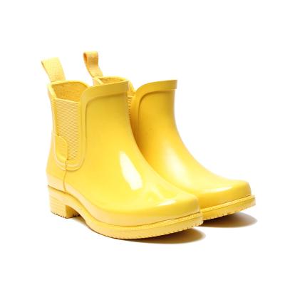 China Fashionable Customized Wholesale Waterproof Varies Thick Durable Women's Matte Rain Boots for sale