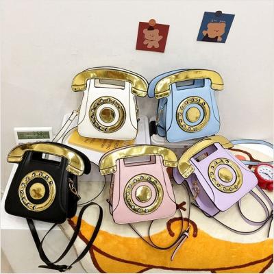 China Fashion Messenger Small Fashion Girls 2023 New Handbags Cute Phone Shape Purse Ladies Handbags For Women for sale