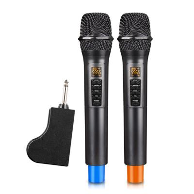 China Handheld Microphone Universal Wireless Microphone U Segment FM One Tow Two TV Mobile Phone Computer K Song Bluetooth Audio Microphone With Reverb for sale