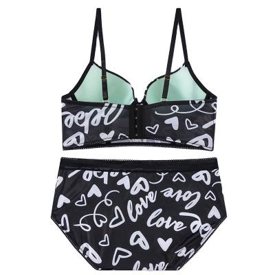 China OEM High Quality QUICK DRY Bra Set Print Heart White Love Black 3/4 Cup Cup Bra And Hippie Thong Set Pump Molded for sale