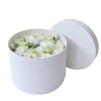 China Recyclable Flower Boxes Festival Cylinder Flower Box Silver Foil Logo Paper Tube Handmade Printing for sale