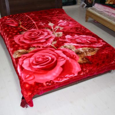 China 100% polyester red color soft and warm large heavy warm for sofa /outside stately comfort luxury mink sherpa blanket for sale