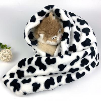 China Folded Soft Thickened Blanket Dog Flannel Pet Leopard Print Cow Nest Blanket for sale