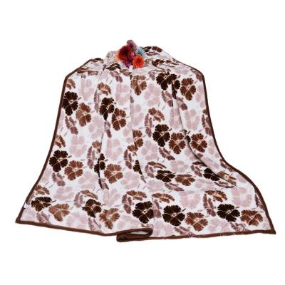 China Wholesale New Products Folded Shear Super Soft Throw Blanket Cartoon Office Nap Air Conditioning Blanket Flannel Blanket for sale