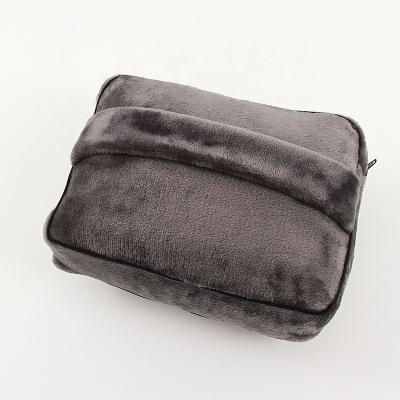 China Office Portable Foldable Lunch Fleece Dyed Blanket Storage Pocket Travel Blanket for sale