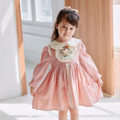 China New Design Peter Pan Collar Embroidered Flower Kids Adorable Little Girls Vintage Dress Washable for sale