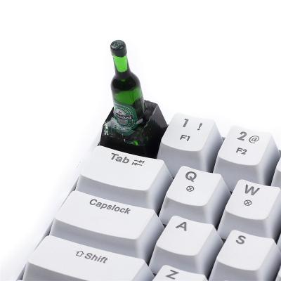 China Custom Computer Keyboard Craftsman ESC Resin Keycaps For Mechanical Keyboard 3D Relief Keycap Heineken Stereoscopic Beer Bottle for sale