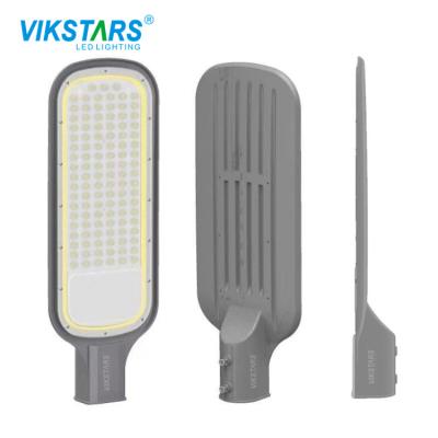 China 90-130lm/W LED Street Light DOB Design 1 2 3 Years Warranty For Road Lighting for sale