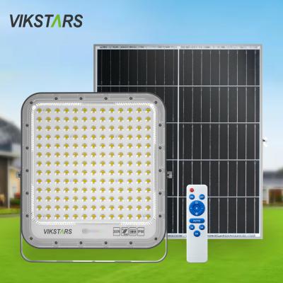 China 60w 100w 200w 300w LED Solar Flood Light Battery Replaceable Outdoor Waterproof for sale