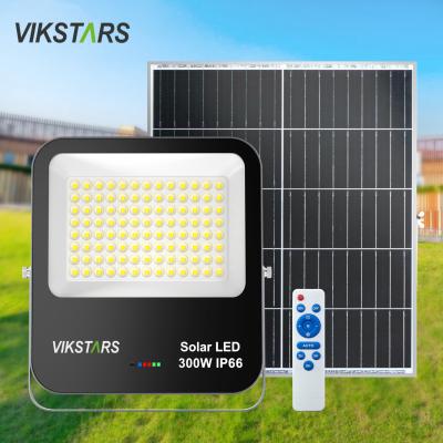 China 60w 100w 200W 300w Solar Flood Lights For Outdoor Garden Yard Pathway Waterproof for sale