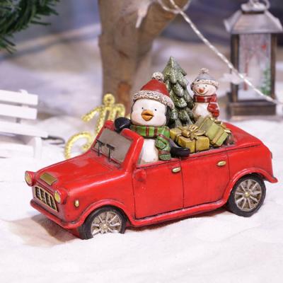 China Small Resin Penguin Christmas Decoration Car Indoor and Outdoor Wholesale Christmas Ornament Gift for sale