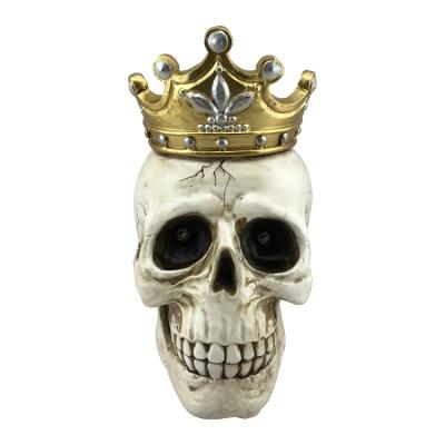 China Europe Wholeale Customized Halloween Decoration, Resin Skull With Crown Lit Ornaemnts Halloween Decor for sale