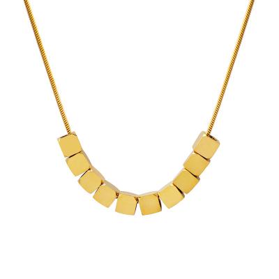 China European And American Geometric Jewelry Square Necklace 18k Gold Fashion Pendant Necklace for sale