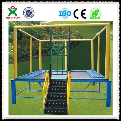 China Commercial Square Trampoline for Sale / Outdoor Gymnastic Trampoline for Toddler QX-117G for sale