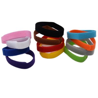 China Personalized New Product Design Litter Viable White Tracking Adjustable Pet Collars for sale