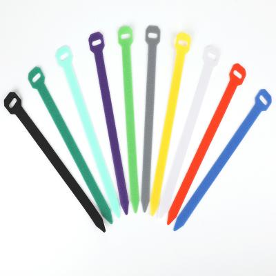 China Viable Custom T-Shaped Back-to-Back Cable Swen Fastening Self Grip Hook and Loop Strap Band Cable Tie for sale