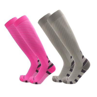 China Breathable Custom New Design Socks Compression Sock Crew Men Athletic Running Socks for sale