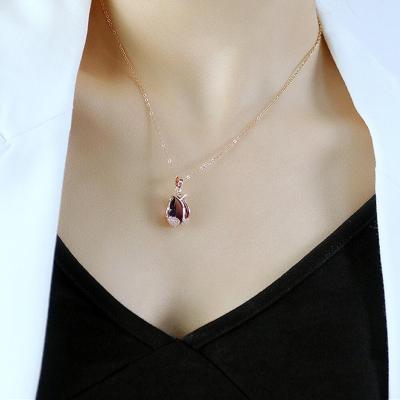 China Tarnish Flower Tear Free Rose Jewelry Fashion Jewelry Zircon 14k Gold Stainless Steel Pendant Necklace For Women for sale