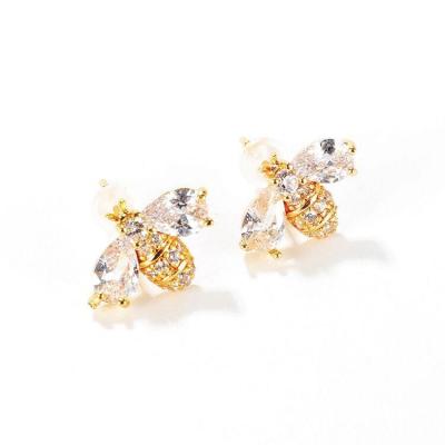 China Tarnish Free Jewelry Fashion Jewelry Small 18k Gold Plated Zircon Bee Stud Earrings For Women Girls for sale