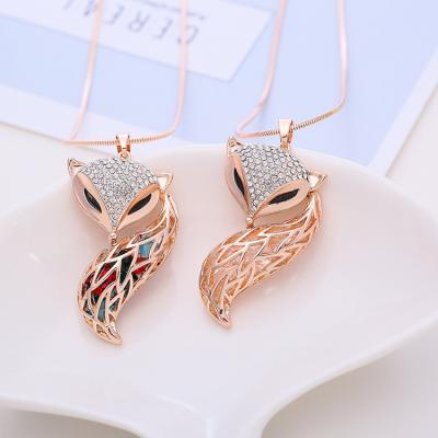 China Tarnish Free Jewelry Fashion Jewelry Wholesale Gold Plated Fox Crystal Long Sweater Necklace For Women Pendant for sale