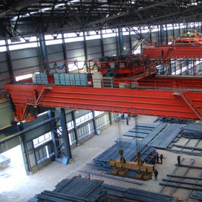 China Bridge Crane Traveling Double Girder Overhead Crane With Electric Crane for sale