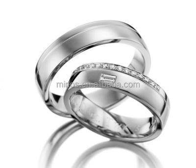 China Fashion Italian Silver Titanium Diamond-Cut Titanium Wedding Bands Ceramic Mens Ring Titanium Couple Rings for sale