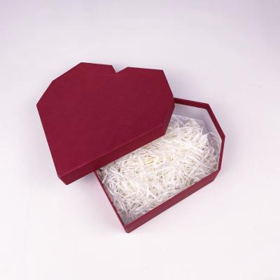 China Recyclable Valentine Gift Heart Shape Red Color Corrugated Gift Wrapping With Ribbon Gift Box for sale